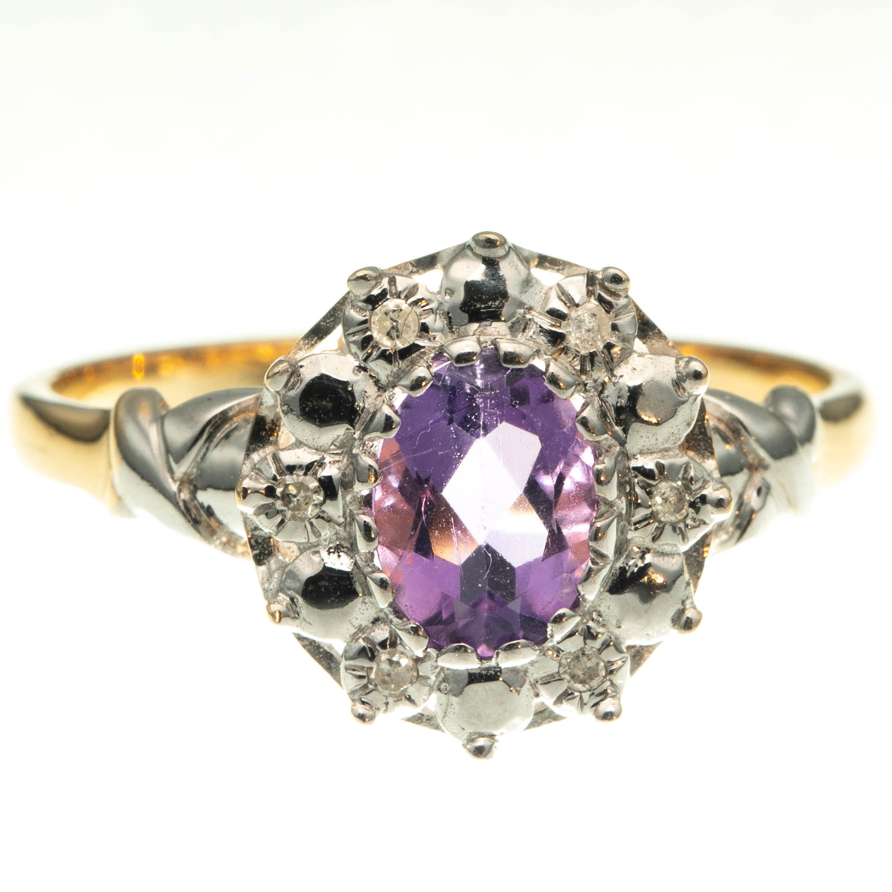 9ct Gold Amethyst & Diamond Cluster Ring - Image 2