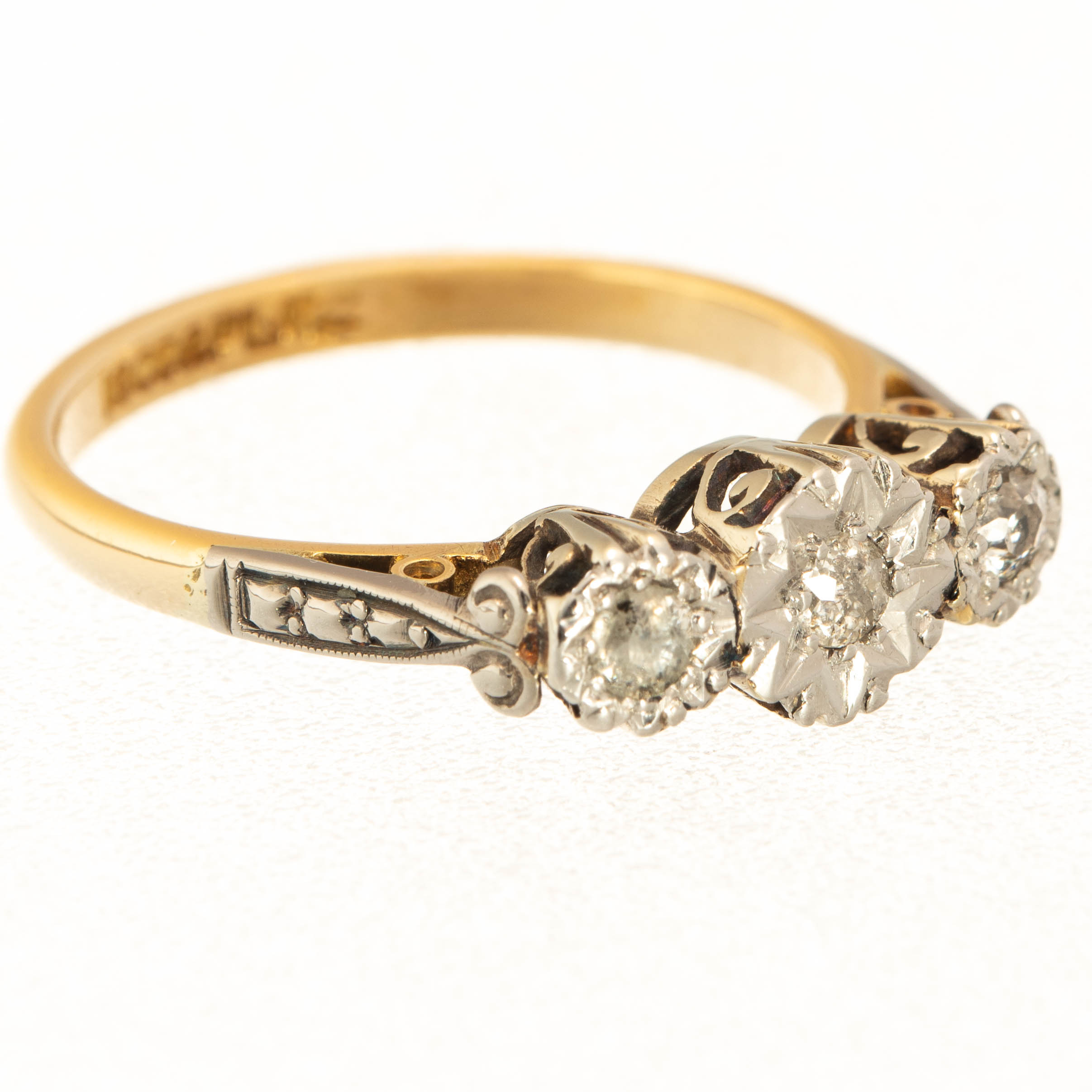 18ct Gold & Platinum 3 Stone Diamond Ring