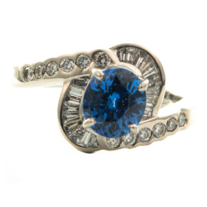 18ct White Gold Tanzanite & Diamond Ring