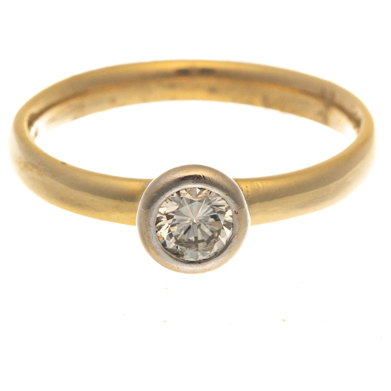 18ct Gold Solitaire Diamond Ring - Image 2