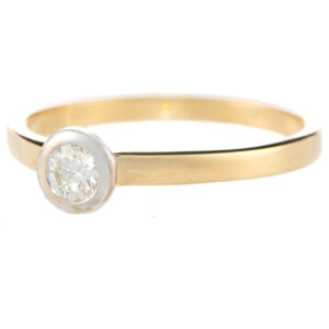 18ct Gold Single Stone Diamond Ring