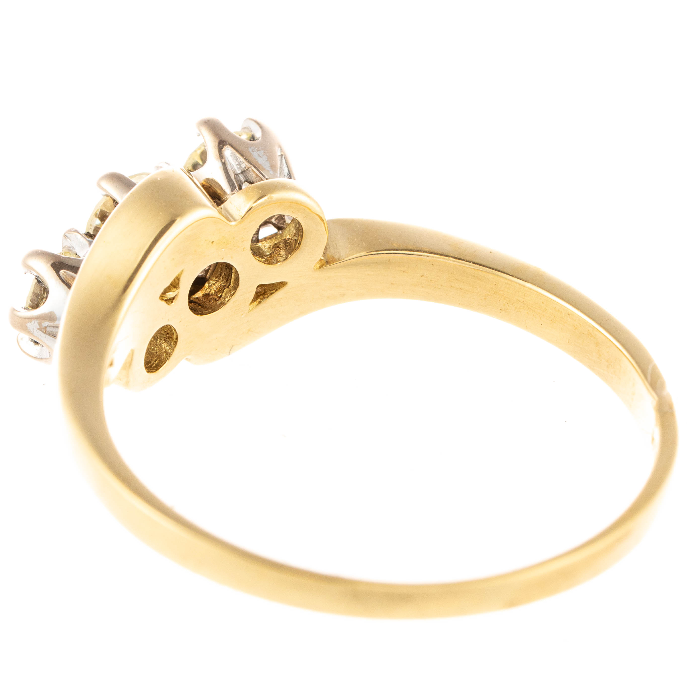 18ct Gold Trilogy Diamond Twist Ring - Image 3