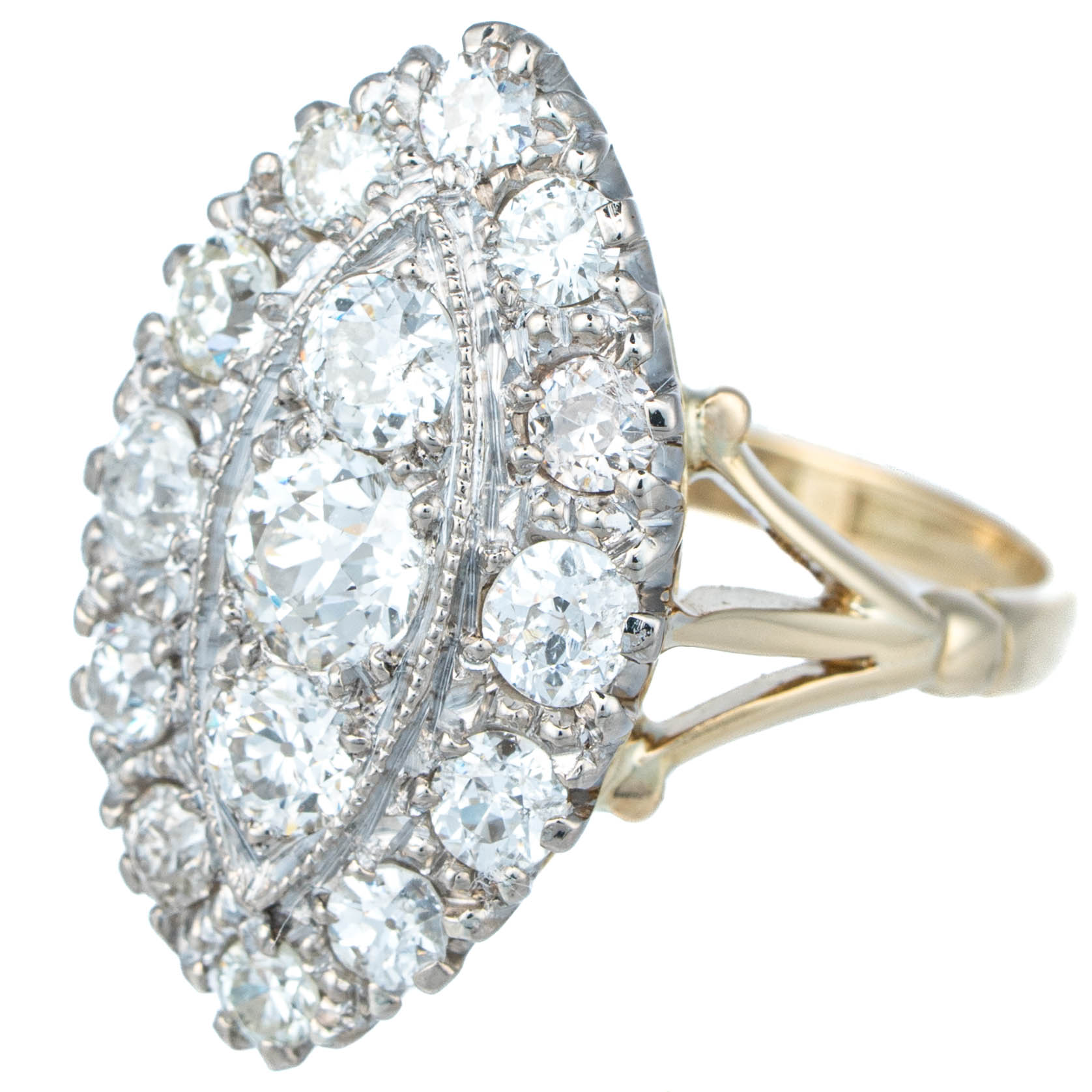 18ct Gold Oval Diamond Cluster Ring